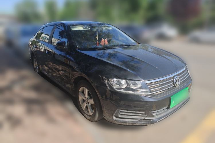 Used Volkswagen Lavida 2019 Lavida Start 1.5L Manual Fashion Edition China VI Standard Front Right 45 Deg
