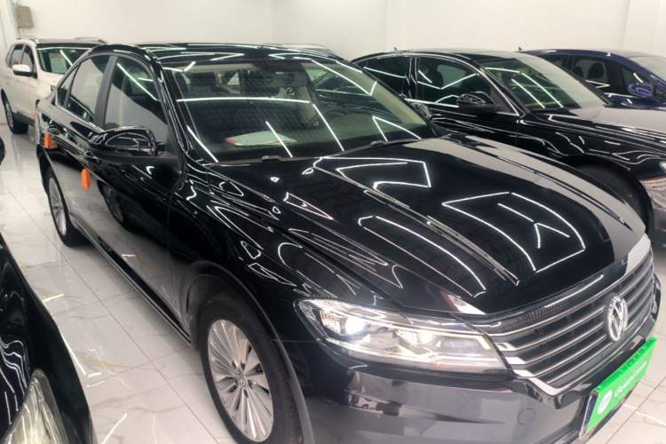 Used Volkswagen Lavida 2019 280TSI DSG Comfort Edition China VI standard Front Right 45 Deg
