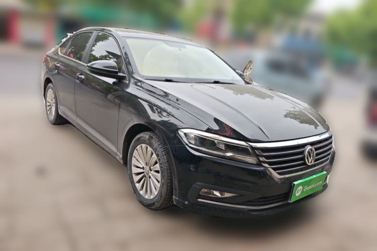 Used Volkswagen Lavida 2019 1.5L Automatic Comfort Edition China VI Standard Front Right 45 Deg
