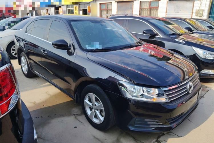 Used Volkswagen Lavida 2019 Lavida Start 1.5L Manual Fashion Edition China VI Standard Front Right 45 Deg