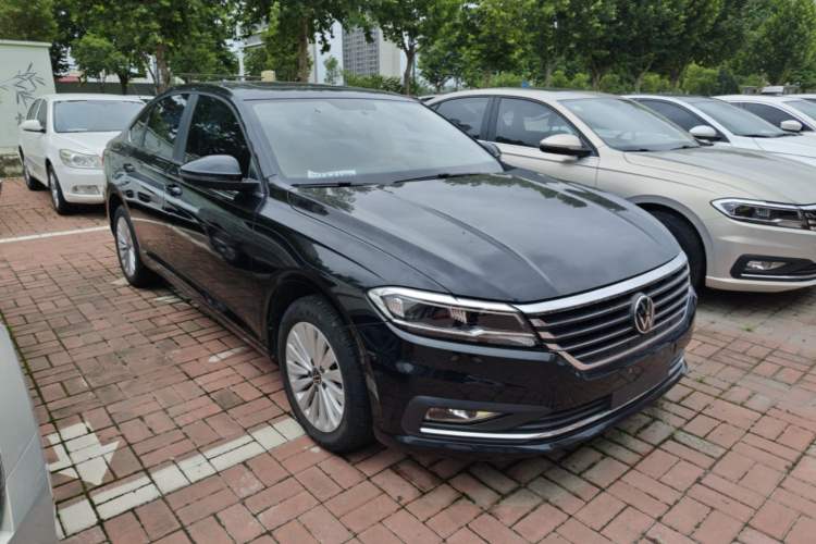 Used Volkswagen Lavida 2019 1.5L Automatic Comfort Edition China VI Standard Front Right 45 Deg