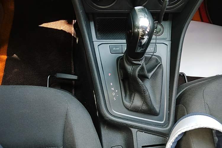 Used Volkswagen Lavida 2019 Lavida Start 1.5L Automatic Trendy Version China VI Standard Gear Lever