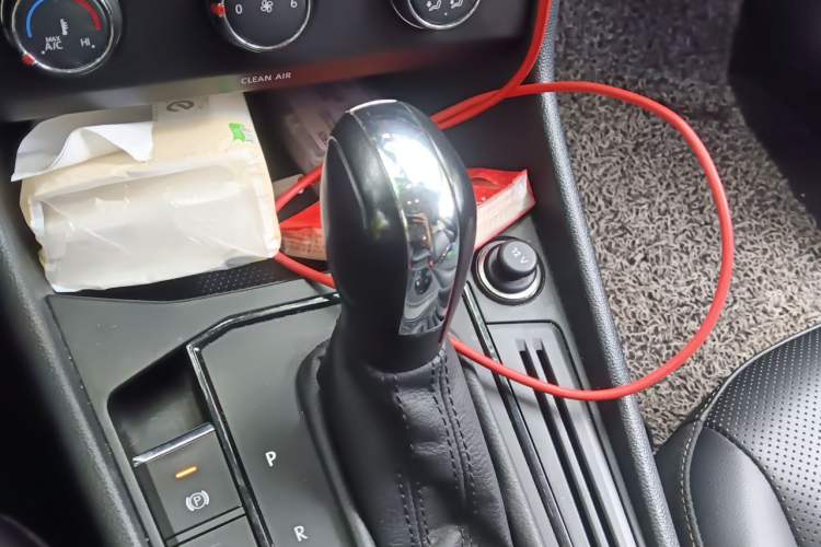 Used Volkswagen Lavida 2019 1.5L Automatic Comfort Edition China VI Standard Gear Lever