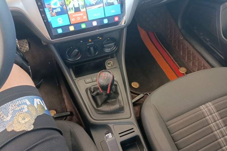 Used Volkswagen Lavida 2019 Lavida Start 1.5L Manual Fashion Edition China VI Standard Gear Lever