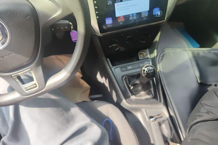 Used Volkswagen Lavida 2019 Lavida Start 1.5L Manual Fashion Edition China VI Standard Gear Lever