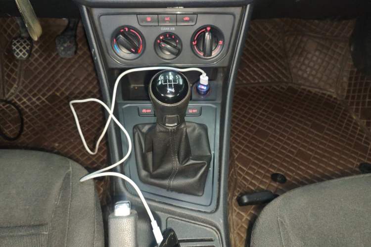 Used Volkswagen Lavida 2019 Lavida Start 1.5L Manual Fashion Edition China VI Standard Gear Lever