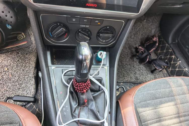 Used Volkswagen Lavida 2019 Lavida Start 1.5L Automatic Comfort Edition China VI Standard Gear Lever