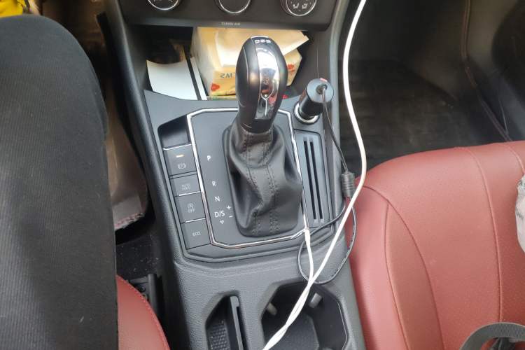 Used Volkswagen Lavida 2019 280TSI DSG Comfort Edition China VI standard Gear Lever