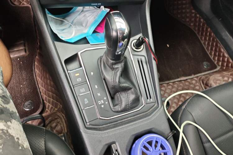 Used Volkswagen Lavida 2019 1.5L Automatic Comfort Edition China VI Standard Gear Lever