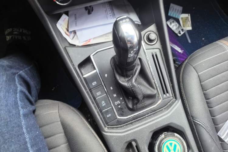 Used Volkswagen Lavida 2019 280TSI DSG Comfort Edition China VI standard Gear Lever