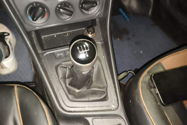 Used Volkswagen Lavida 2019 Lavida Start 1.5L Manual Fashion Edition China VI Standard Gear Lever
