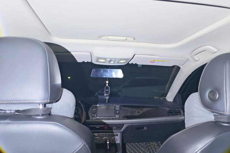 Used Volkswagen Lavida 2019 1.5L Automatic Comfort Edition China VI Standard Headliner