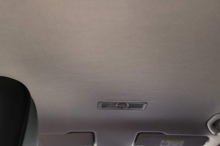 Used Volkswagen Lavida 2019 Lavida Start 1.5L Manual Fashion Edition China VI Standard Headliner