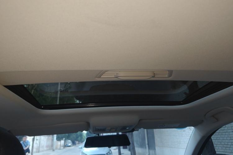 Used Volkswagen Lavida 2019 1.5L Automatic Vision Edition China VI Standard Headliner