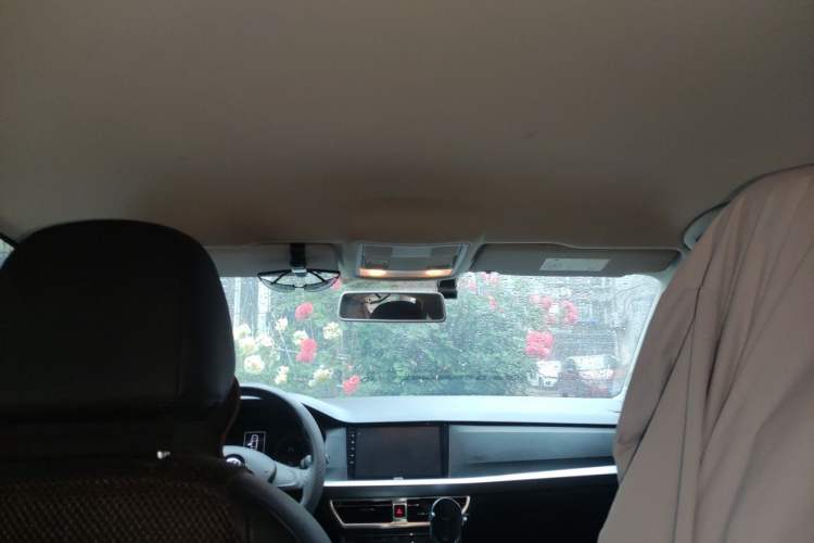 Used Volkswagen Lavida 2019 1.5L Automatic Fashion Edition China VI Headliner