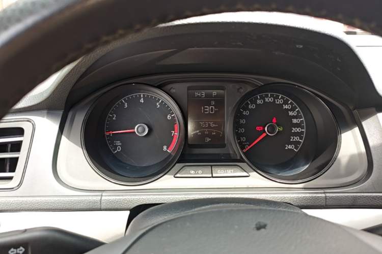Used Volkswagen Lavida 2019 Lavida Start 1.5L Automatic Trendy Version China VI Standard Instrument Cluster