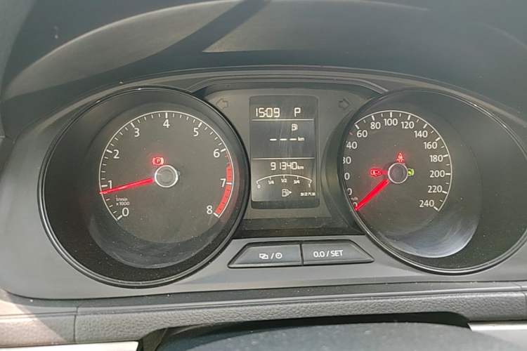 Used Volkswagen Lavida 2019 Lavida Start 1.5L Automatic Trendy Version China VI Standard Instrument Cluster