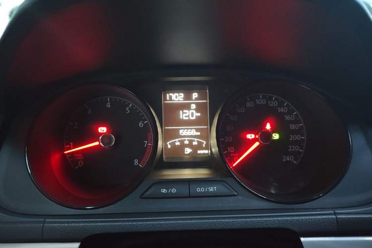 Used Volkswagen Lavida 2019 Lavida Start 1.5L Automatic Trendy Version China VI Standard Instrument Cluster