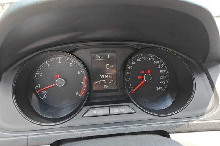 Used Volkswagen Lavida 2019 Lavida Start 1.5L Automatic Trendy Version China VI Standard Instrument Cluster