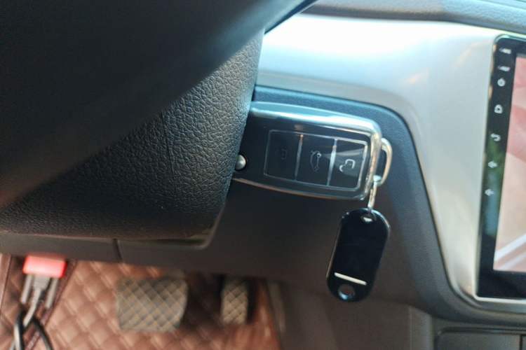 Used Volkswagen Lavida 2019 Lavida Start 1.5L Automatic Trendy Version China VI Standard Interior 1