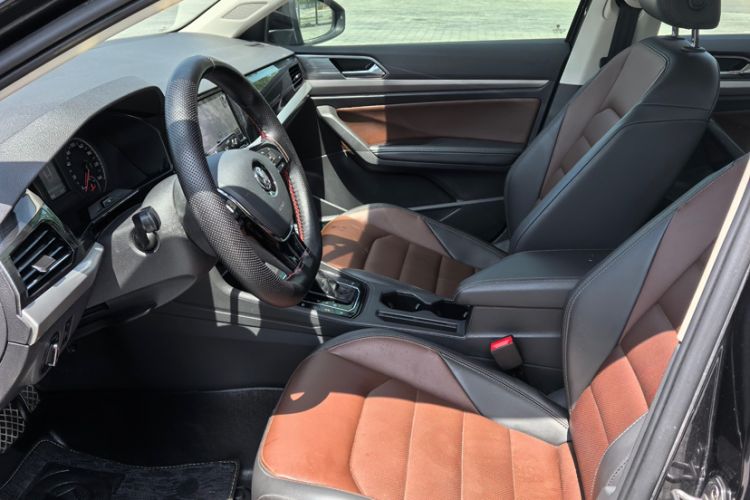 Used Volkswagen Lavida 2019 280TSI DSG Luxury Edition China VI Standard Interior 3