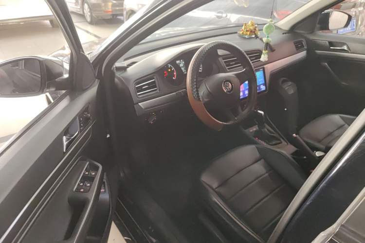 Used Volkswagen Lavida 2019 Lavida Start 1.5L Automatic Trendy Version China VI Standard Interior 3
