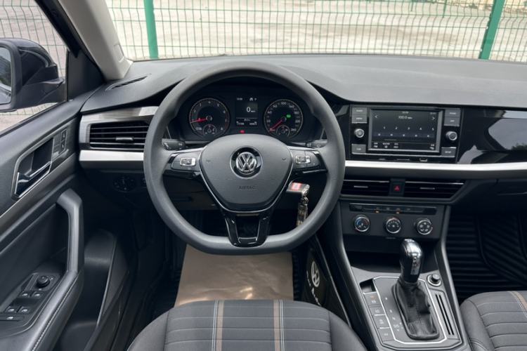 Used Volkswagen Lavida 2019 280TSI DSG Comfort Edition China VI standard Interior 4