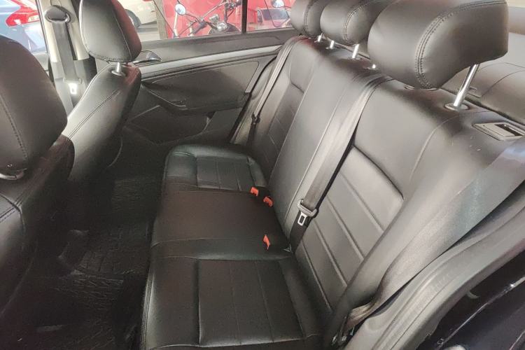 Used Volkswagen Lavida 2019 Lavida Start 1.5L Automatic Trendy Version China VI Standard Interior 4