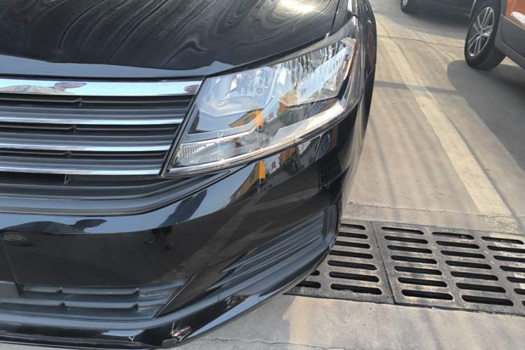 Used Volkswagen Lavida 2019 Lavida Start 1.5L Manual Fashion Edition China VI Standard Left Front Headlight