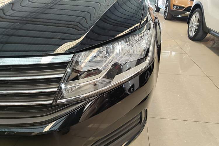 Used Volkswagen Lavida 2019 Lavida Start 1.5L Automatic Trendy Version China VI Standard Left Front Headlight