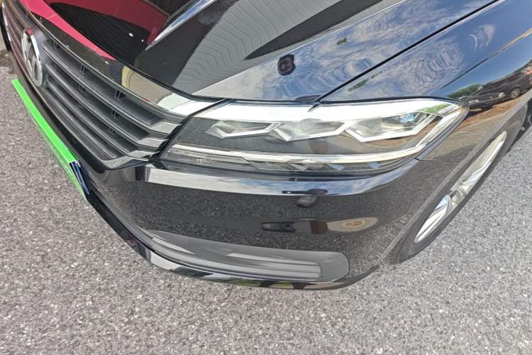 Used Volkswagen Lavida 2019 1.5L Automatic Fashion Edition China VI Left Front Headlight