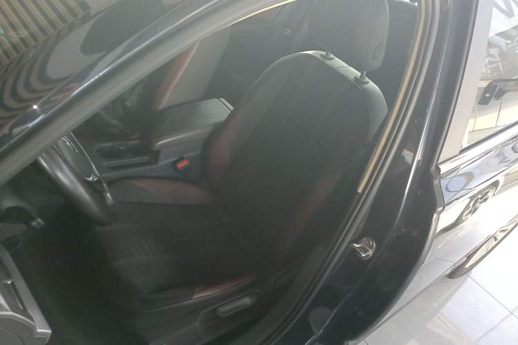 Used Volkswagen Lavida 2019 280TSI DSG Comfort Edition China VI standard Left Front Seat