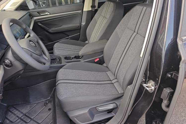 Used Volkswagen Lavida 2019 1.5L Automatic Fashion Edition China VI Left Front Seat