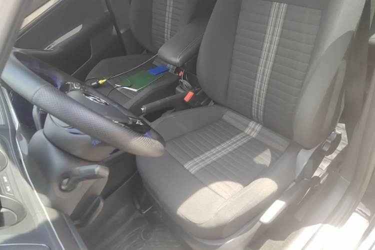 Used Volkswagen Lavida 2019 Lavida Start 1.5L Manual Fashion Edition China VI Standard Left Front Seat