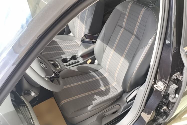 Used Volkswagen Lavida 2019 1.5L Automatic Vision Edition China VI Standard Left Front Seat