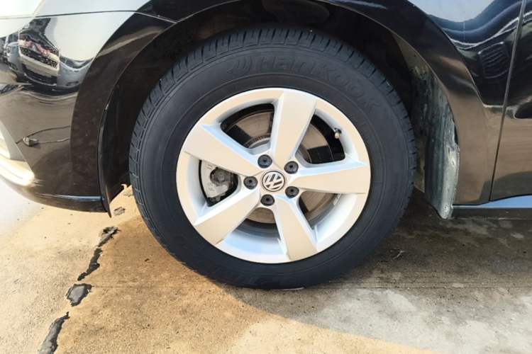 Used Volkswagen Lavida 2019 Lavida Start 1.5L Automatic Trendy Version China VI Standard Left Front Wheel Hub