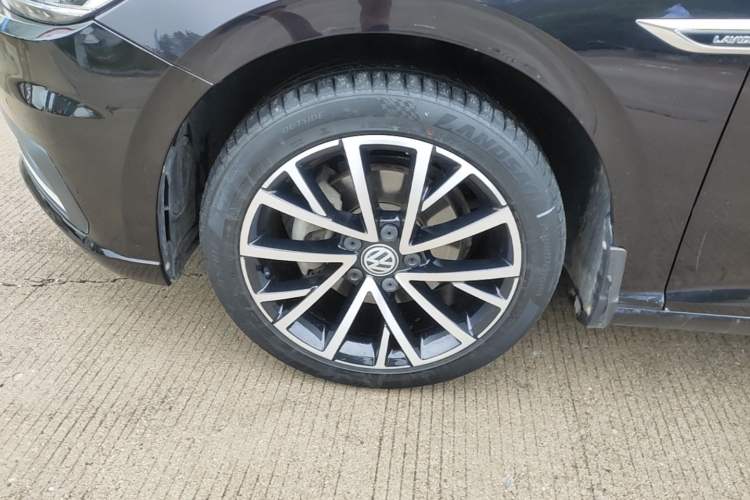 Used Volkswagen Lavida 2019 280TSI DSG Luxury Edition China VI Standard Left Front Wheel Hub