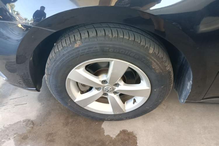 Used Volkswagen Lavida 2019 Lavida Start 1.5L Manual Fashion Edition China VI Standard Left Front Wheel Hub