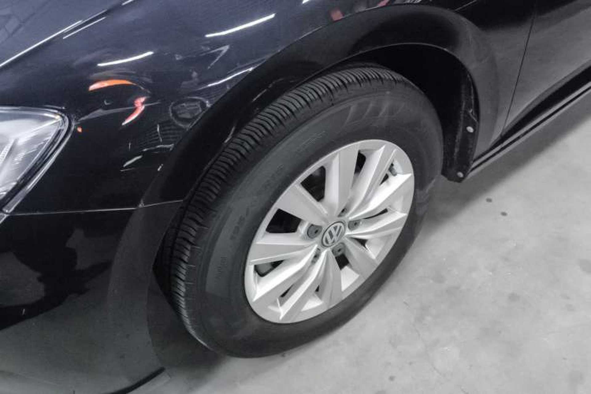 Used Volkswagen Lavida 2019 1.5L Automatic Fashion Edition China VI Left Front Wheel Hub