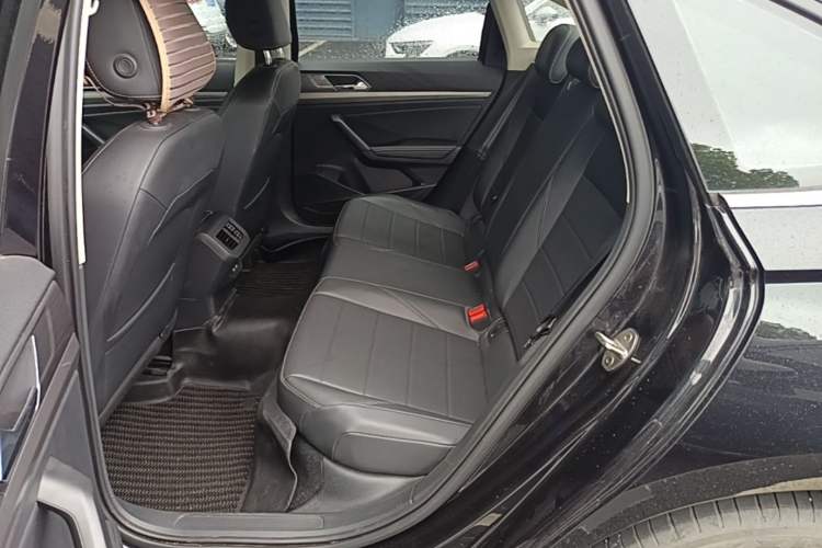 Used Volkswagen Lavida 2019 1.5L Automatic Comfort Edition China VI Standard Left Rear Seat