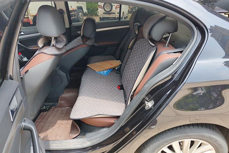 Used Volkswagen Lavida 2019 Lavida Start 1.5L Manual Comfort Edition China VI Standard Left Rear Seat