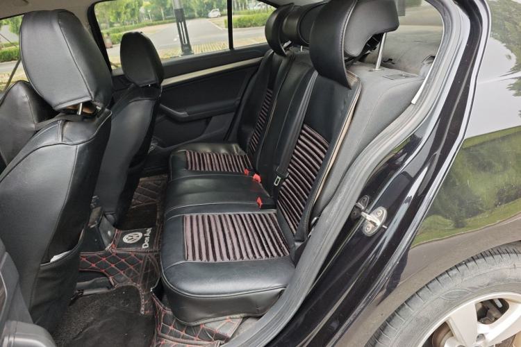 Used Volkswagen Lavida 2019 Lavida Start 1.5L Automatic Trendy Version China VI Standard Left Rear Seat