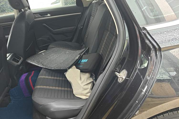Used Volkswagen Lavida 2019 280TSI DSG Comfort Edition China VI standard Left Rear Seat