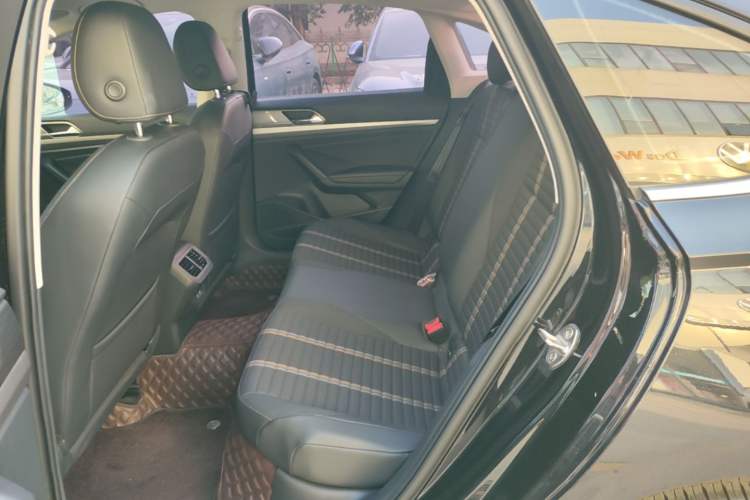Used Volkswagen Lavida 2019 280TSI DSG Comfort Edition China VI standard Left Rear Seat