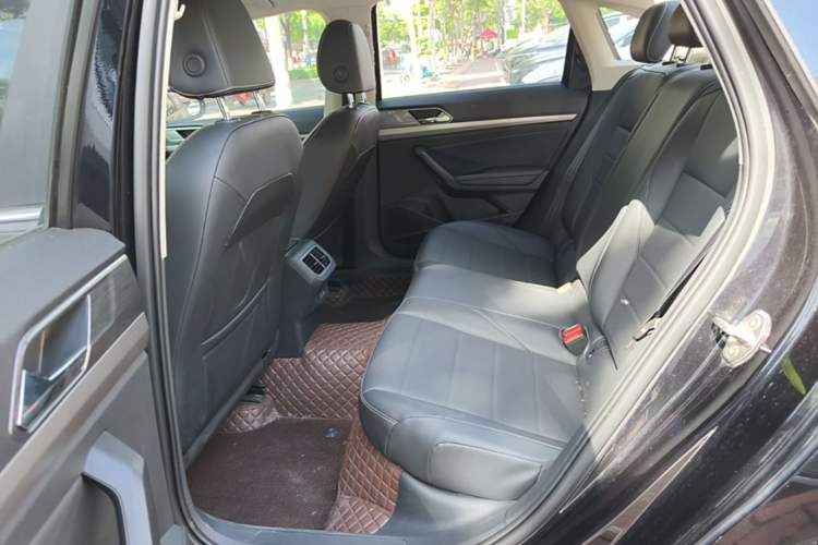 Used Volkswagen Lavida 2019 1.5L Automatic Comfort Edition China VI Standard Left Rear Seat