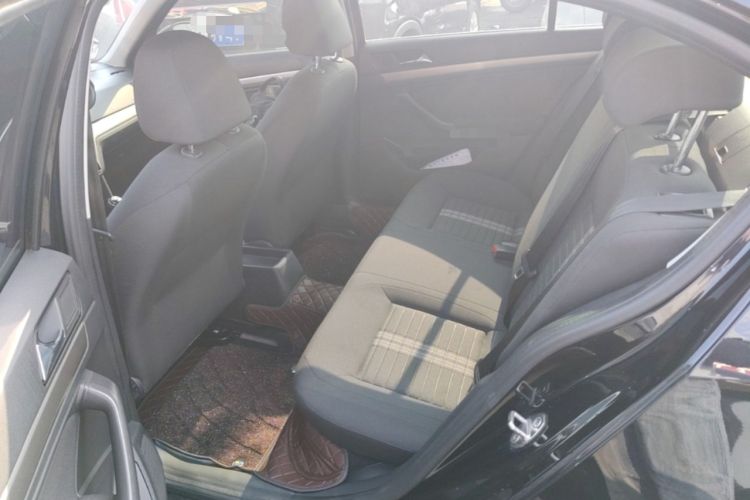 Used Volkswagen Lavida 2019 Lavida Start 1.5L Manual Fashion Edition China VI Standard Left Rear Seat