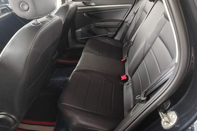Used Volkswagen Lavida 2019 1.5L Automatic Comfort Edition China VI Standard Left Rear Seat