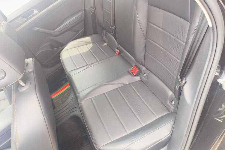 Used Volkswagen Lavida 2019 1.5L Automatic Comfort Edition China VI Standard Left Rear Seat