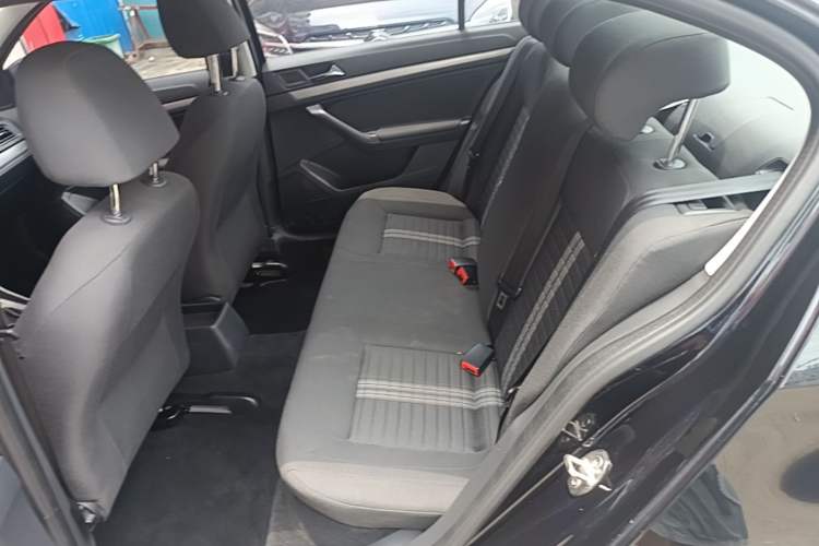 Used Volkswagen Lavida 2019 Lavida Start 1.5L Automatic Trendy Version China VI Standard Left Rear Seat