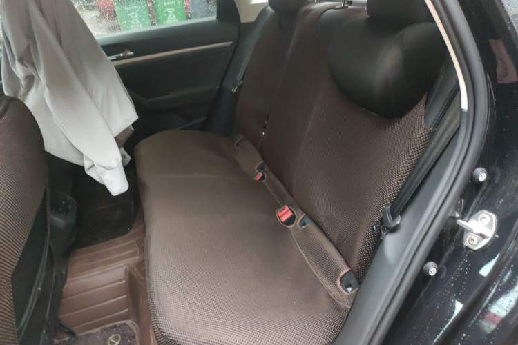 Used Volkswagen Lavida 2019 1.5L Automatic Fashion Edition China VI Left Rear Seat